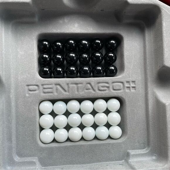 Pentago game   - Picture 6 of 9